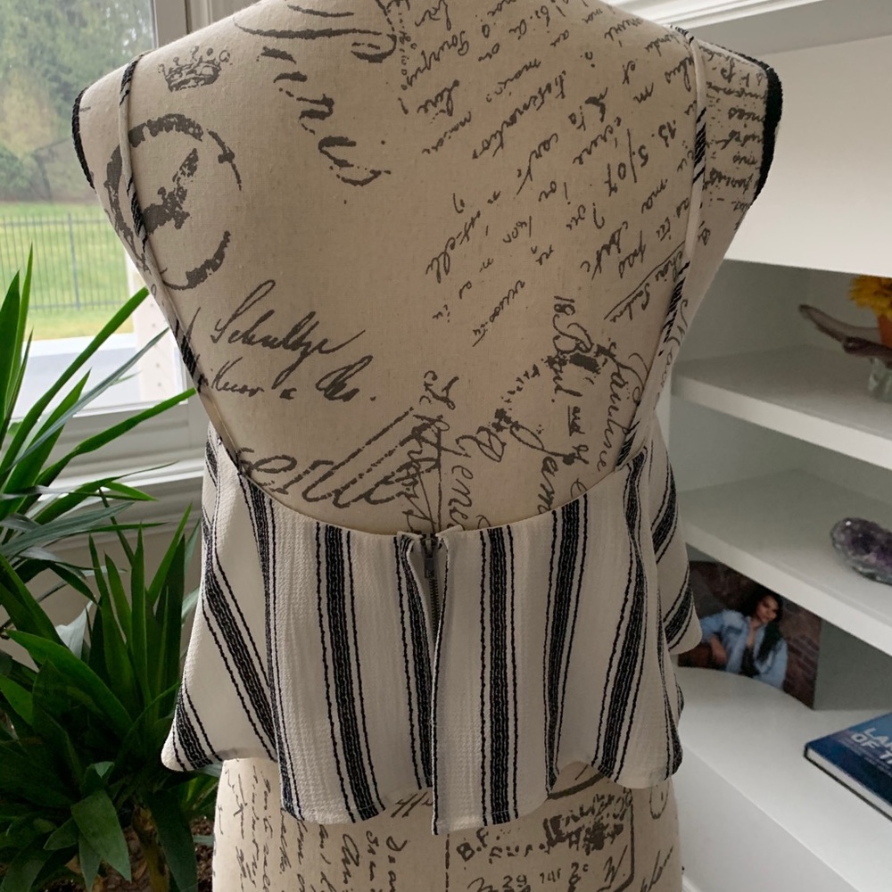 Striped floppy crop top -L